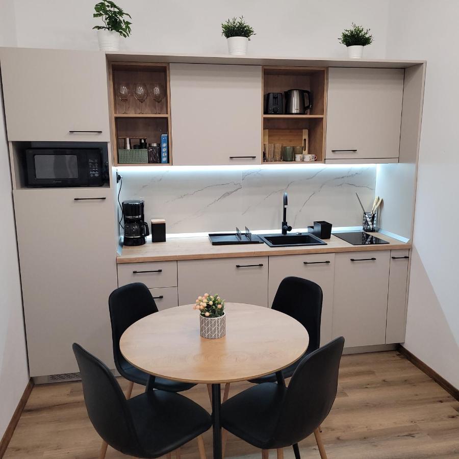 B8 - Spacious, Charming Apartment In Central Σίμπιου Εξωτερικό φωτογραφία