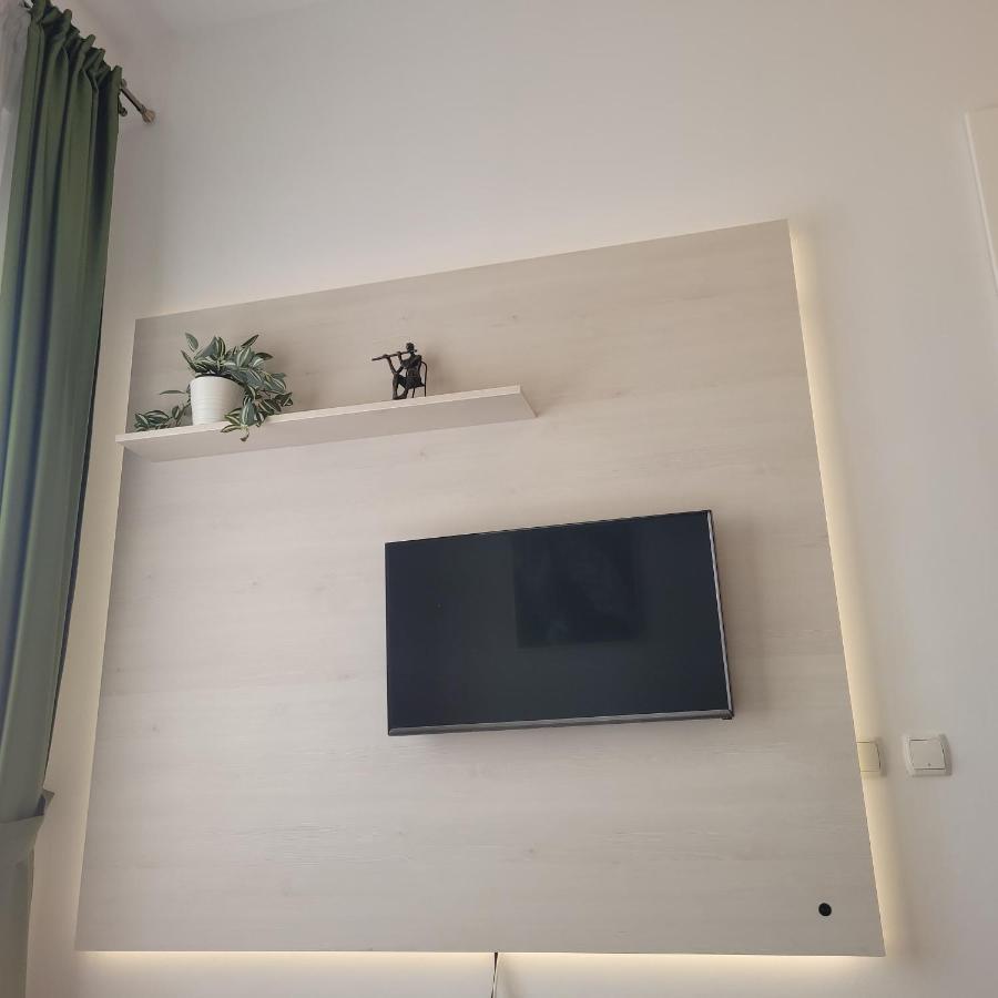 B8 - Spacious, Charming Apartment In Central Σίμπιου Εξωτερικό φωτογραφία